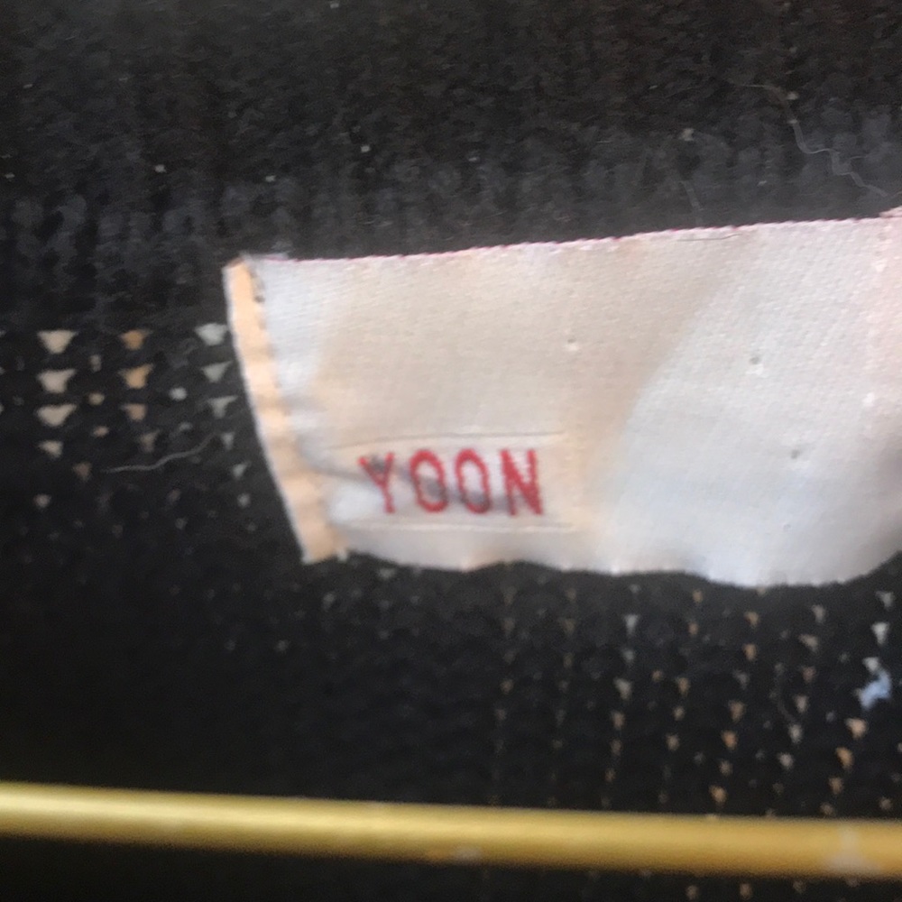 Customized Yoon sweater - Picture 6 of 8
